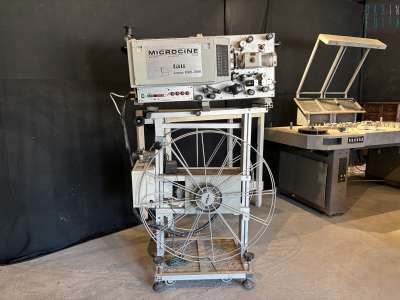 ...(anche un vecchio Microcine a 35 mm)...